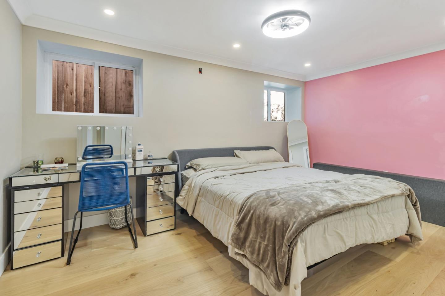 Detail Gallery Image 27 of 38 For 209 Race St, San Jose,  CA 95126 - 4 Beds | 2/1 Baths