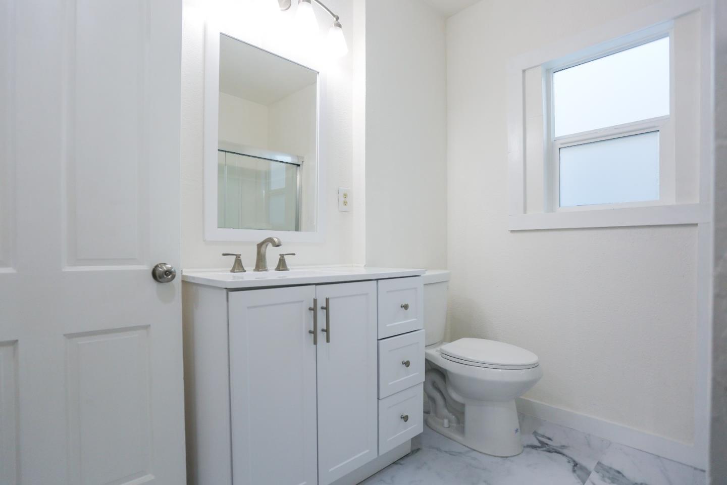 Detail Gallery Image 20 of 41 For 2570 Havenscourt Blvd, Oakland,  CA 94605 - 3 Beds | 2 Baths