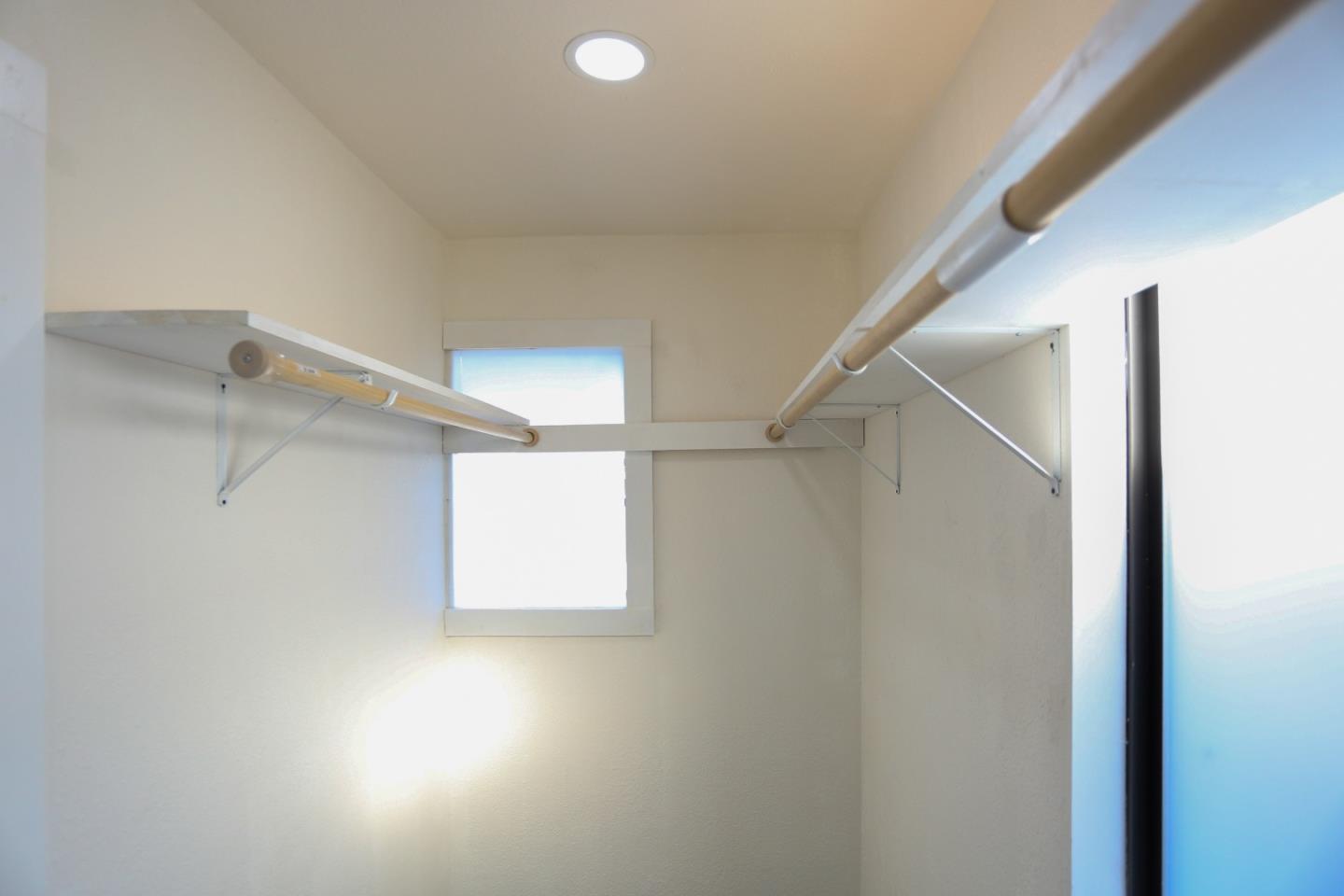 Detail Gallery Image 30 of 41 For 2570 Havenscourt Blvd, Oakland,  CA 94605 - 3 Beds | 2 Baths