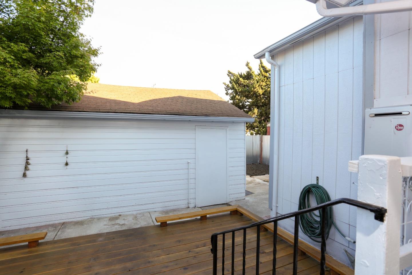 Detail Gallery Image 38 of 41 For 2570 Havenscourt Blvd, Oakland,  CA 94605 - 3 Beds | 2 Baths