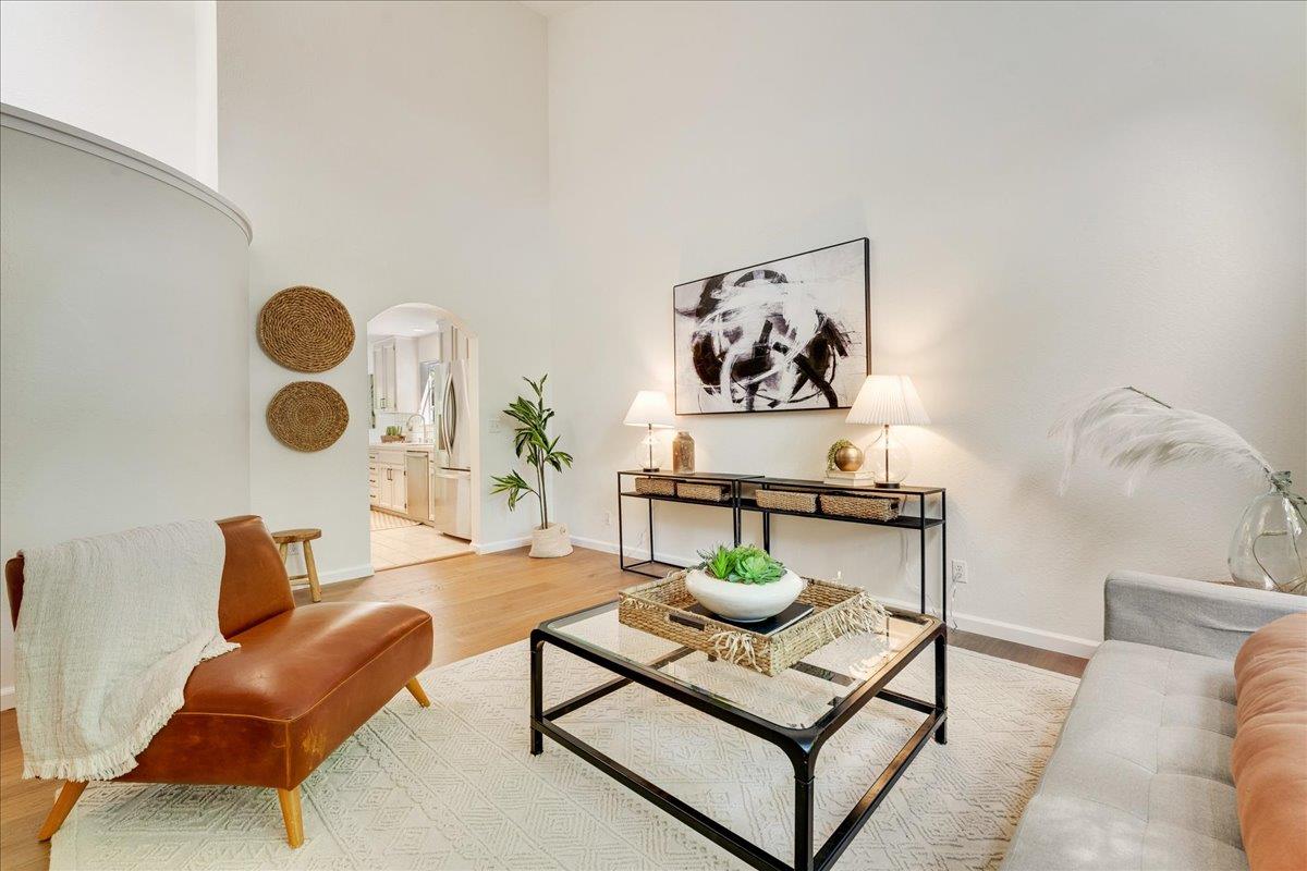 Detail Gallery Image 16 of 43 For 334 Lee St, Santa Cruz,  CA 95060 - 4 Beds | 2/1 Baths