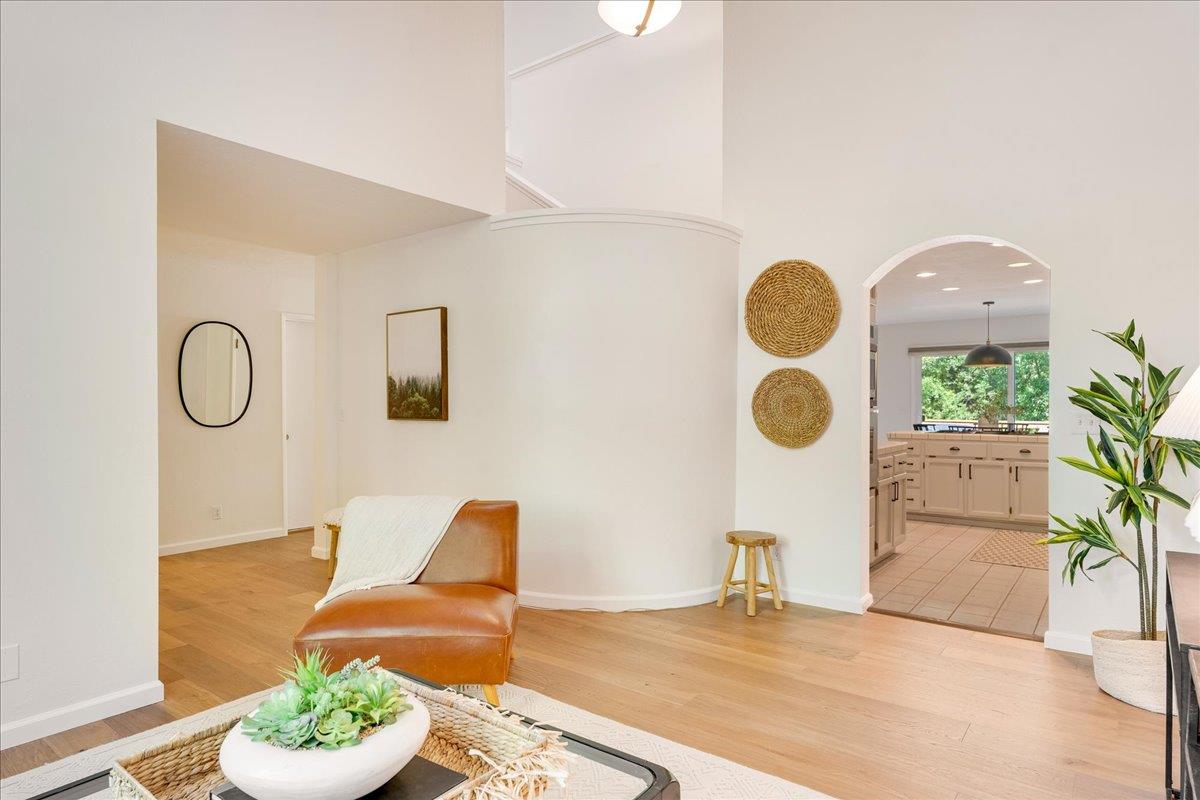 Detail Gallery Image 19 of 43 For 334 Lee St, Santa Cruz,  CA 95060 - 4 Beds | 2/1 Baths