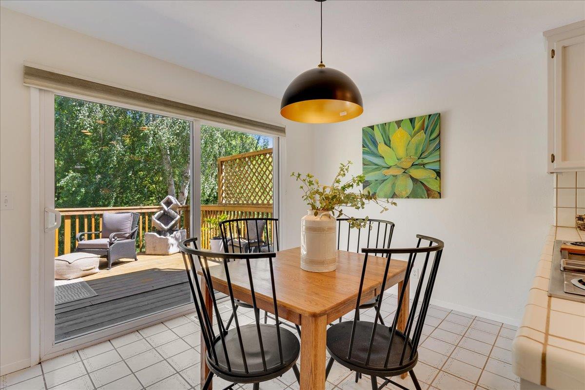 Detail Gallery Image 25 of 43 For 334 Lee St, Santa Cruz,  CA 95060 - 4 Beds | 2/1 Baths