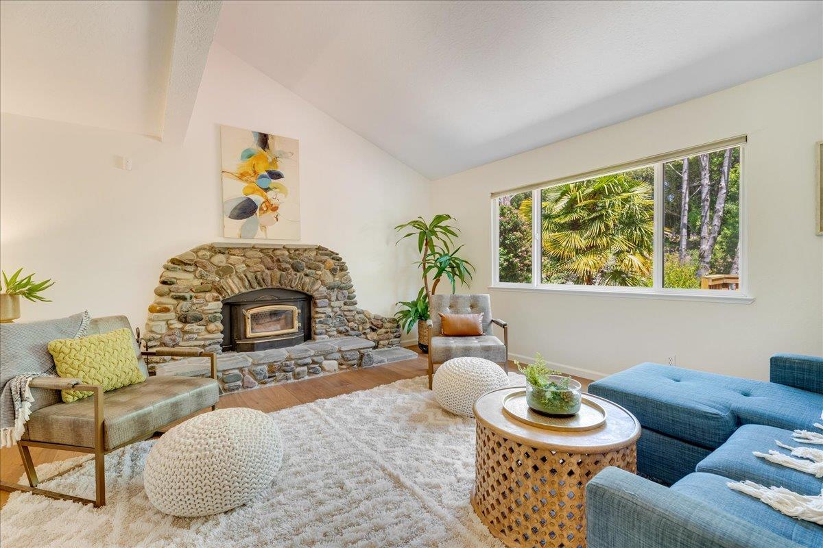 Detail Gallery Image 32 of 43 For 334 Lee St, Santa Cruz,  CA 95060 - 4 Beds | 2/1 Baths