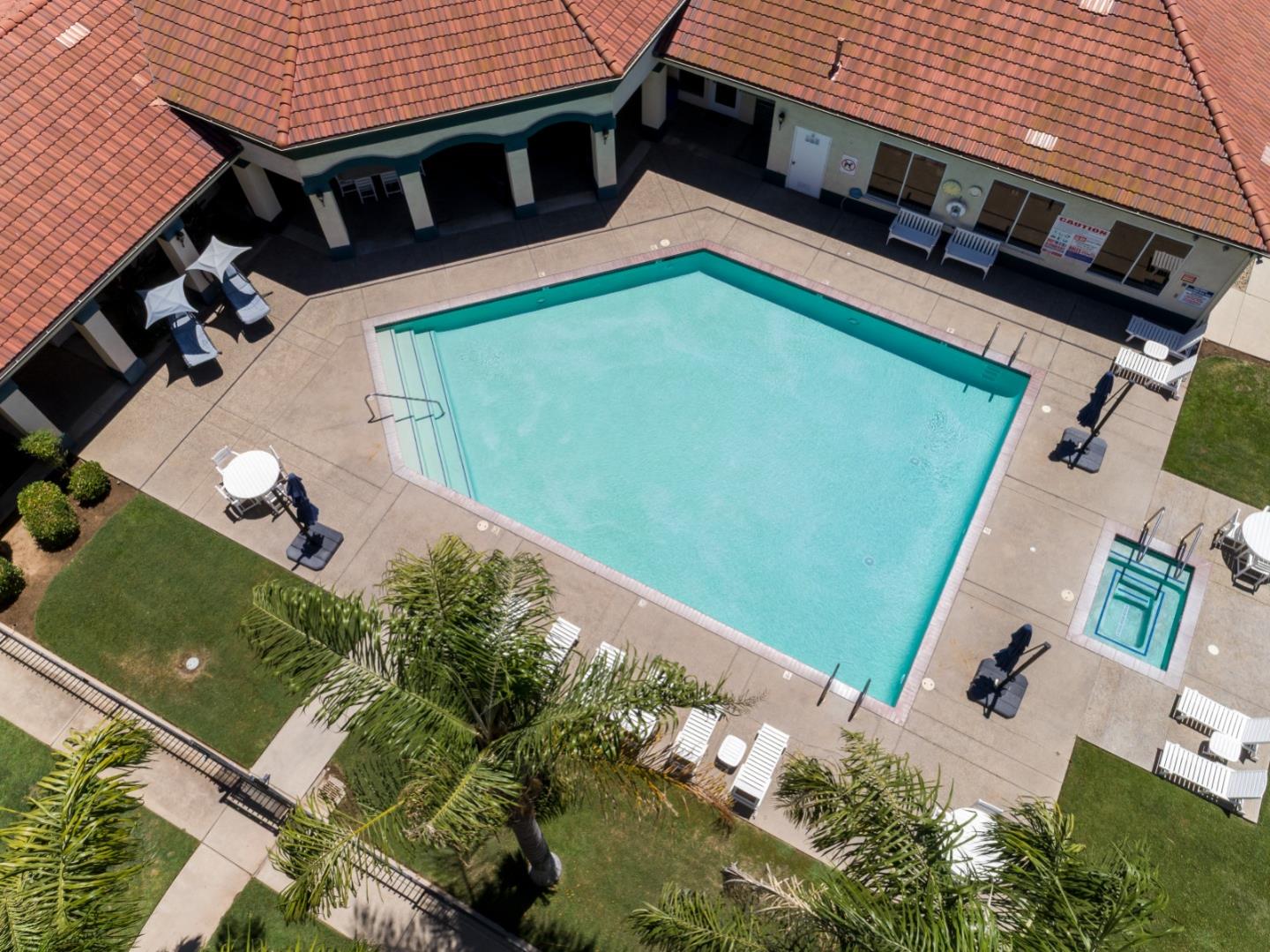 Detail Gallery Image 4 of 31 For 1542 E Alluvial Ave #128,  Fresno,  CA 93720 - 3 Beds | 2 Baths