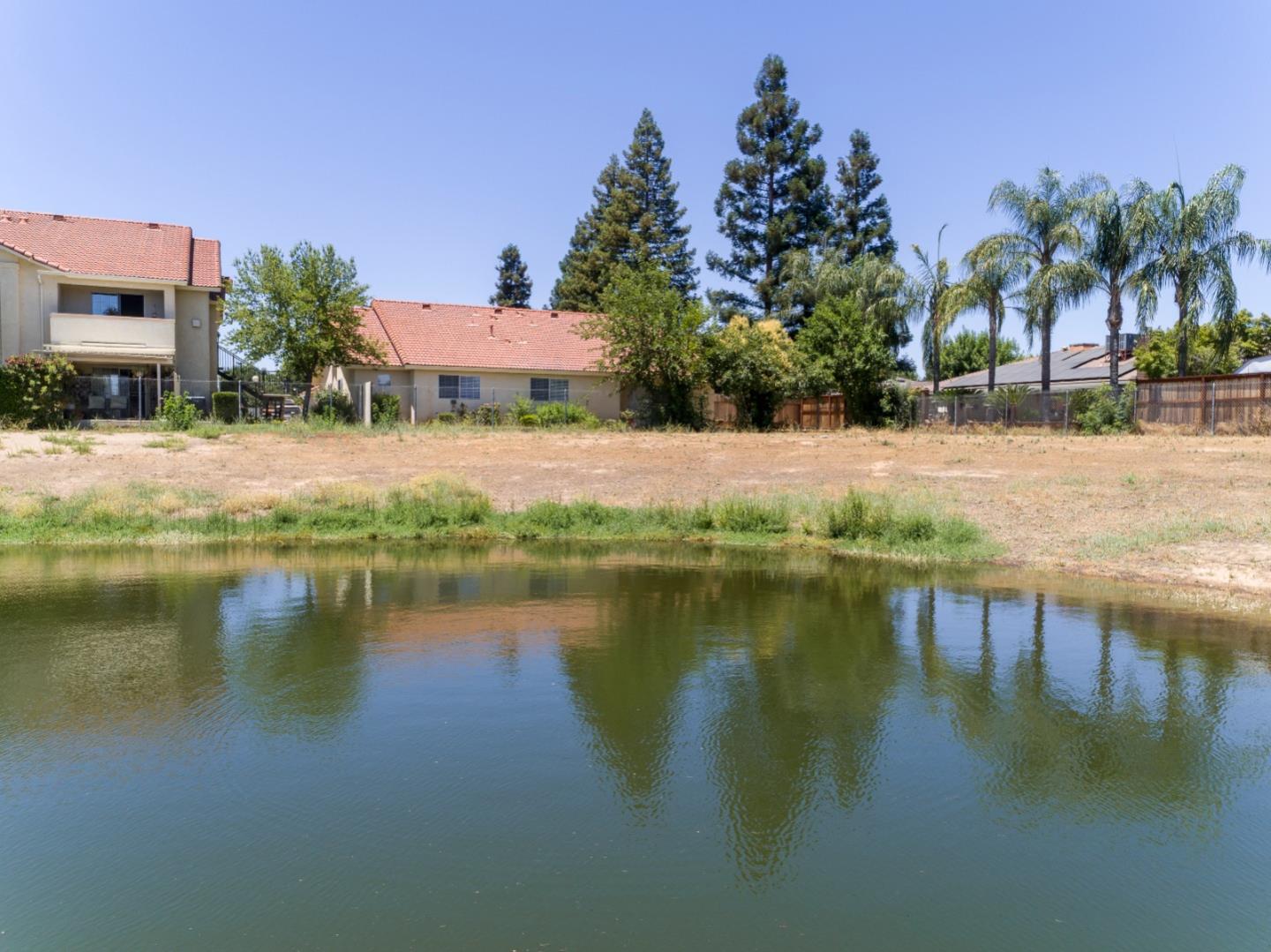 Detail Gallery Image 6 of 31 For 1542 E Alluvial Ave #128,  Fresno,  CA 93720 - 3 Beds | 2 Baths