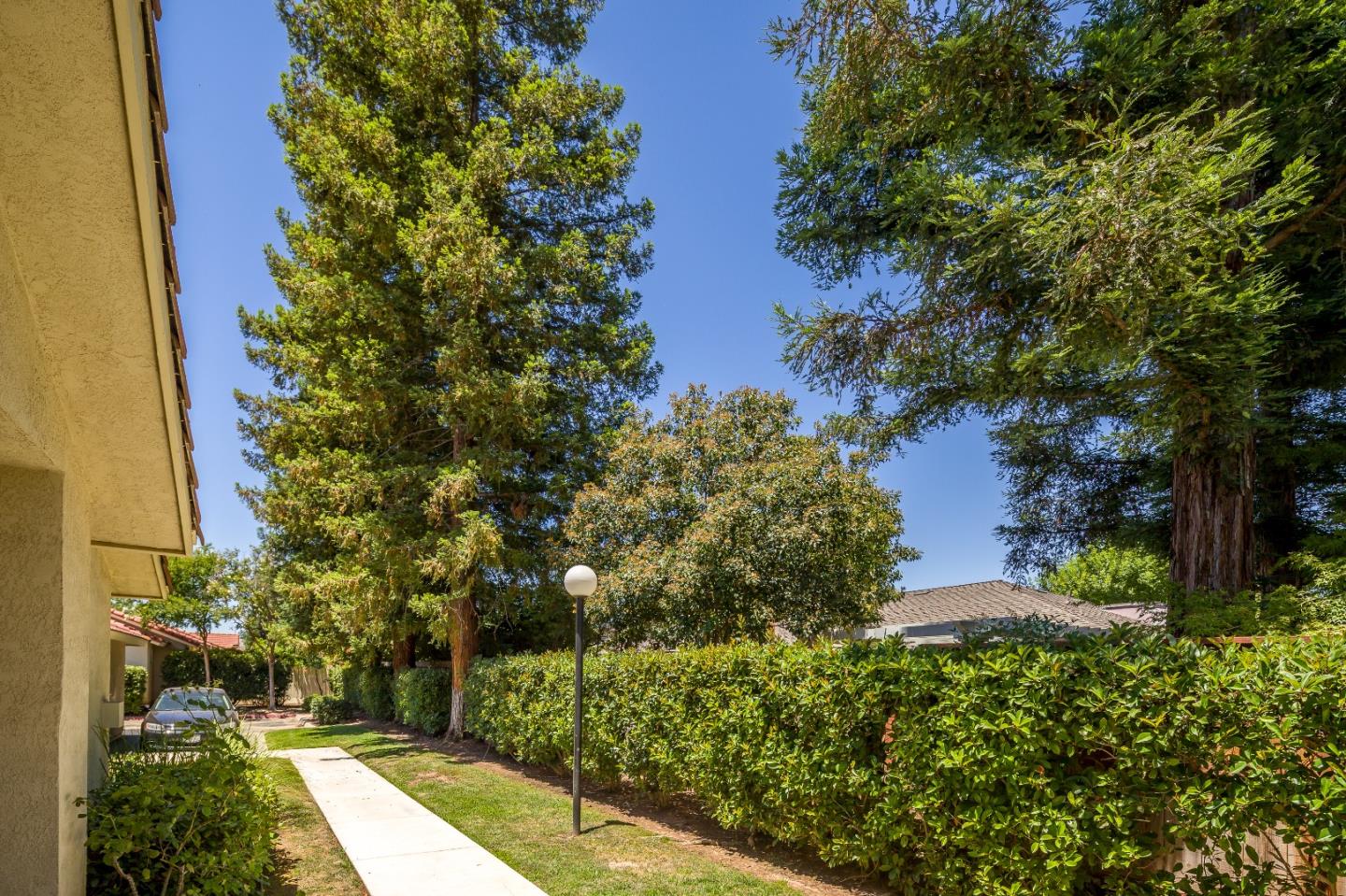 Detail Gallery Image 9 of 31 For 1542 E Alluvial Ave #128,  Fresno,  CA 93720 - 3 Beds | 2 Baths