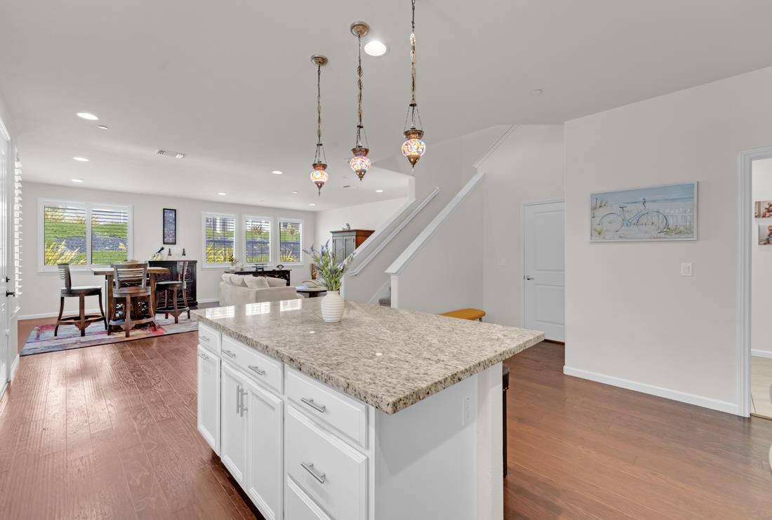 Detail Gallery Image 10 of 52 For 18683 Mcclellan Cir, East Garrison,  CA 93933 - 3 Beds | 2/1 Baths