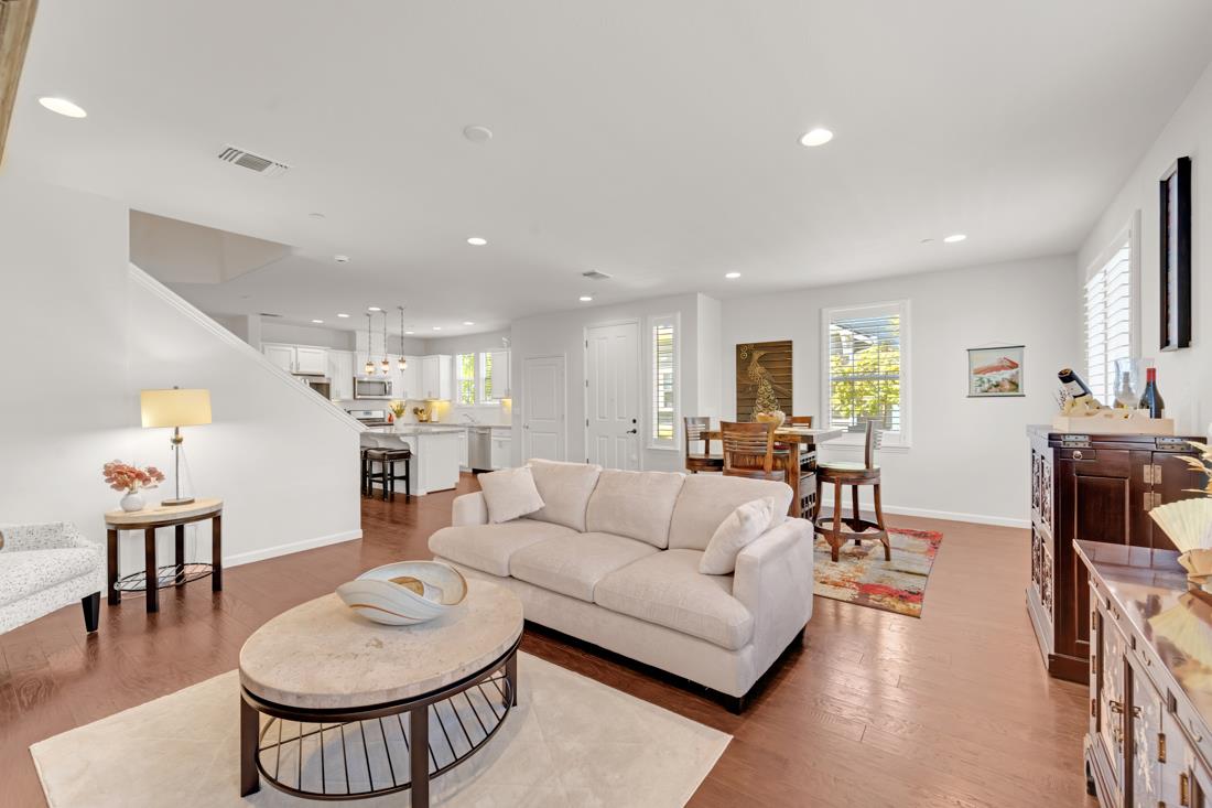 Detail Gallery Image 18 of 52 For 18683 Mcclellan Cir, East Garrison,  CA 93933 - 3 Beds | 2/1 Baths