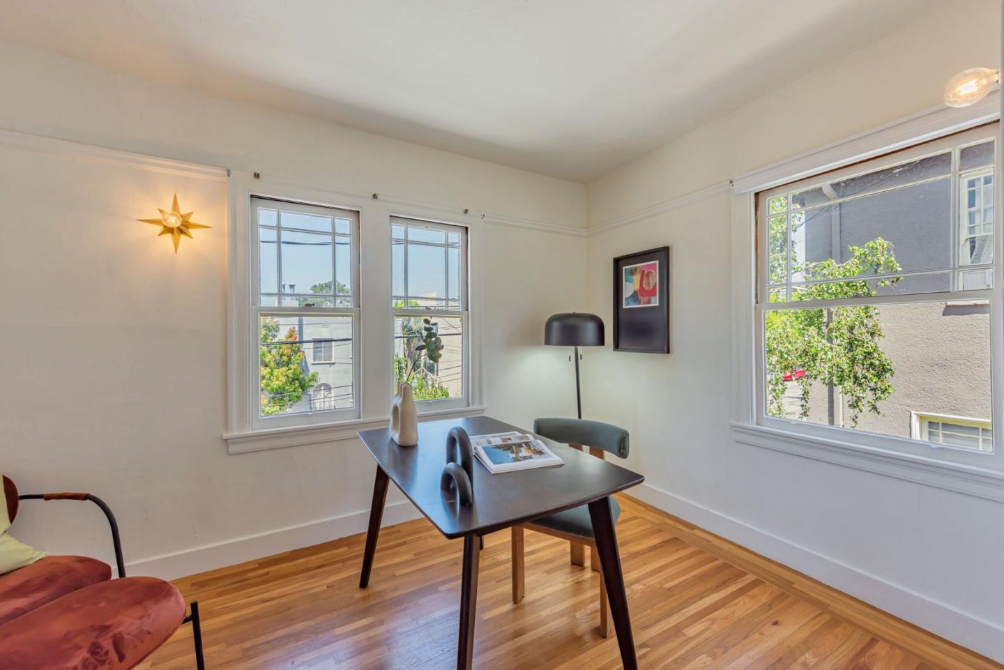Detail Gallery Image 28 of 45 For 1585 Arch St, Berkeley,  CA 94708 - 2 Beds | 1/1 Baths