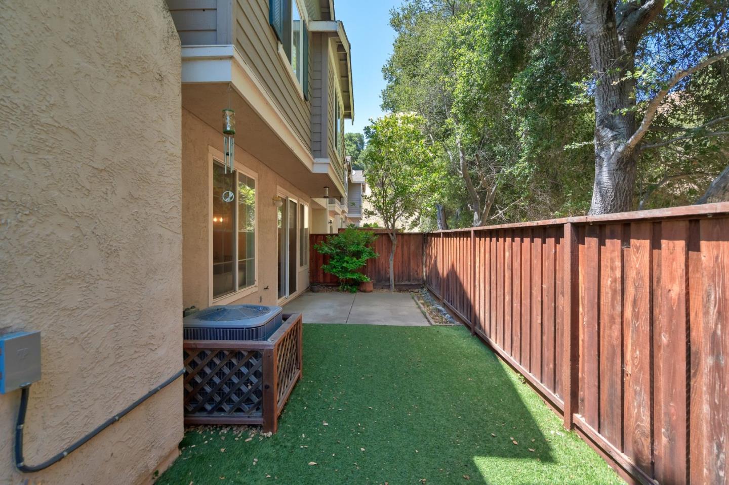 Detail Gallery Image 12 of 24 For 7445 Brigadoon Way, Dublin,  CA 94568 - 3 Beds | 2/1 Baths