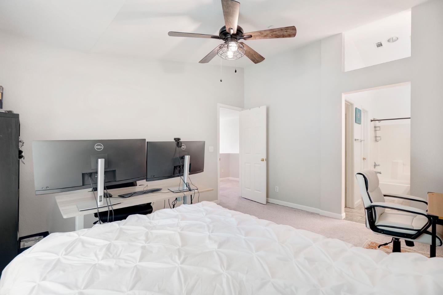 Detail Gallery Image 18 of 24 For 7445 Brigadoon Way, Dublin,  CA 94568 - 3 Beds | 2/1 Baths