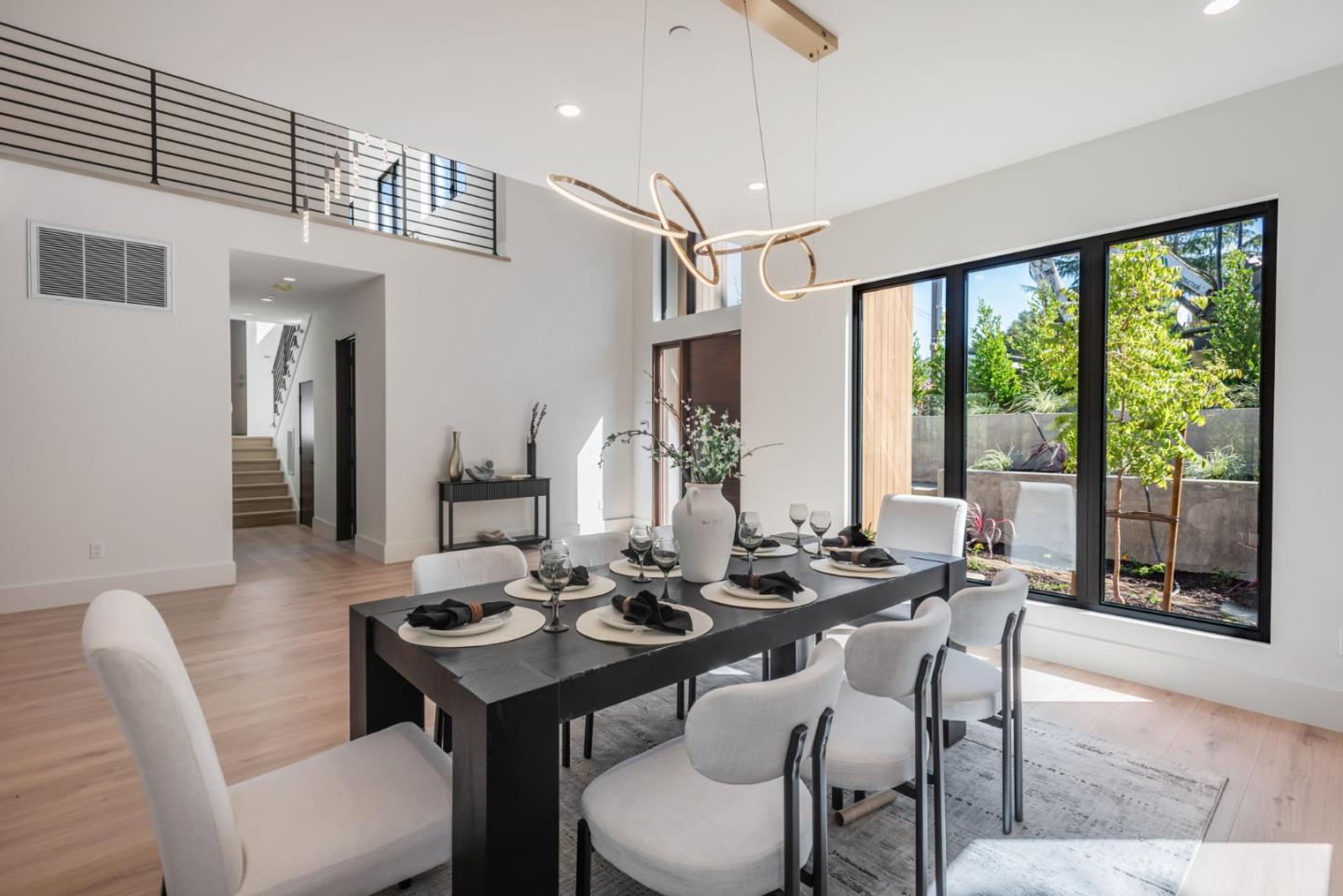 Detail Gallery Image 16 of 58 For 1019 Wilmington Way, Redwood City,  CA 94062 - 4 Beds | 4/1 Baths