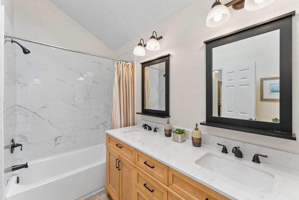 Detail Gallery Image 27 of 39 For 204 Oak Way, Santa Cruz,  CA 95065 - 3 Beds | 2/1 Baths