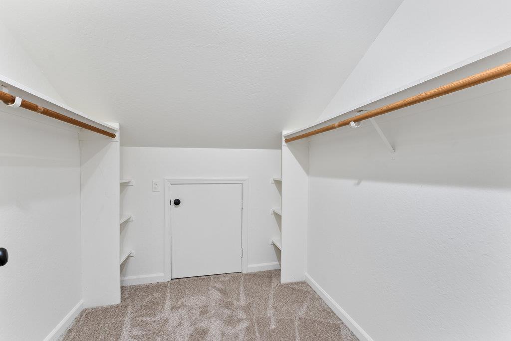 Detail Gallery Image 31 of 39 For 204 Oak Way, Santa Cruz,  CA 95065 - 3 Beds | 2/1 Baths