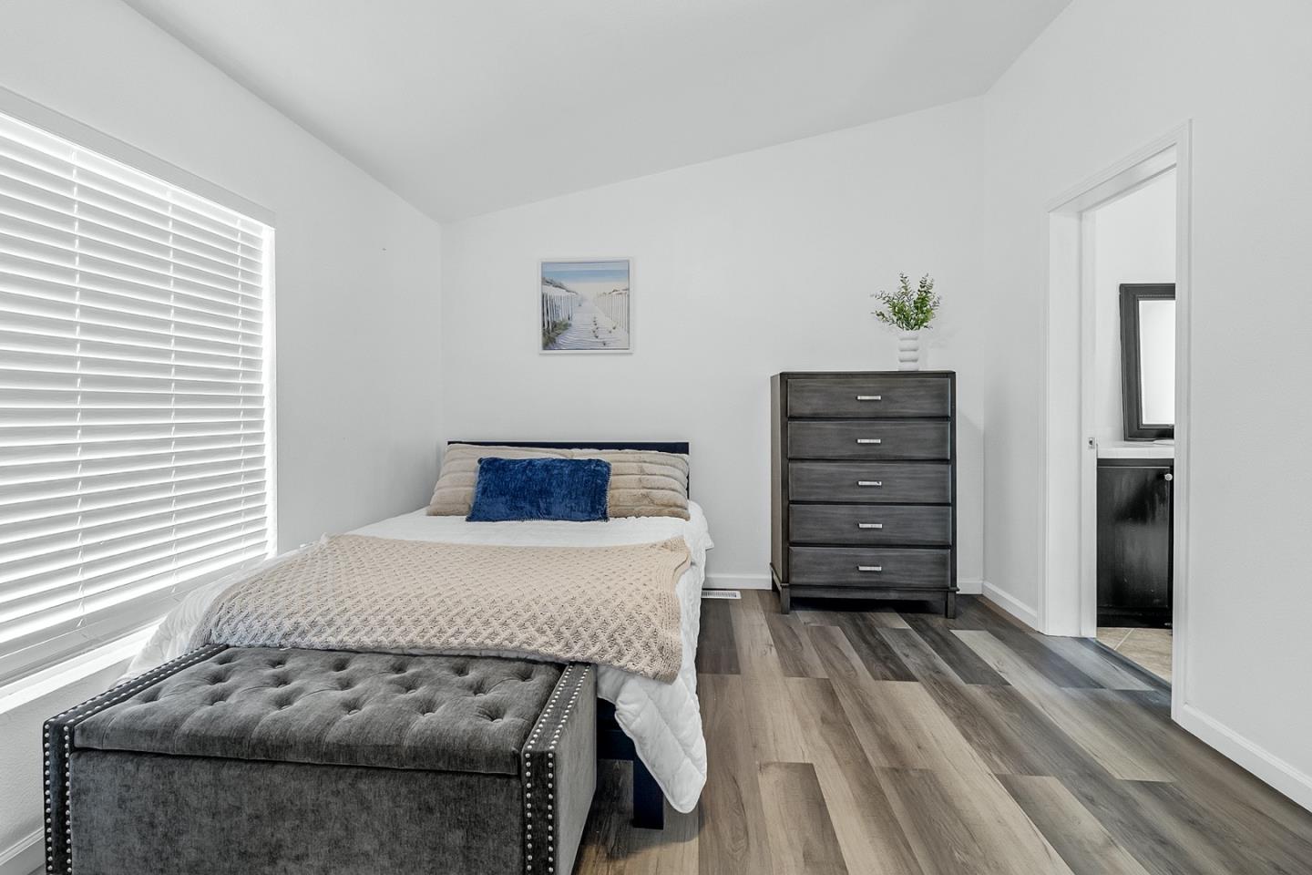 Detail Gallery Image 12 of 22 For 1900 Highway 1 #62,  Moss Landing,  CA 95039 - 4 Beds | 2 Baths