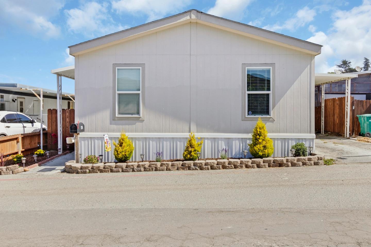 Detail Gallery Image 3 of 22 For 1900 Highway 1 #62,  Moss Landing,  CA 95039 - 4 Beds | 2 Baths