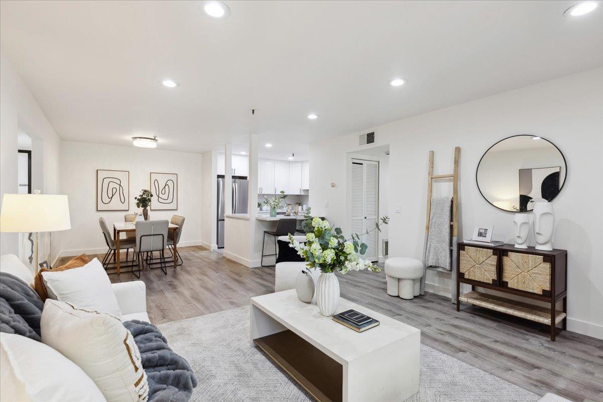 Detail Gallery Image 12 of 40 For 49 Showers Dr #A335,  Mountain View,  CA 94040 - 2 Beds | 2 Baths