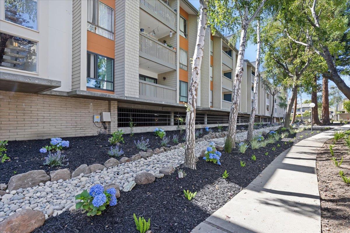 Detail Gallery Image 27 of 40 For 49 Showers Dr #A335,  Mountain View,  CA 94040 - 2 Beds | 2 Baths