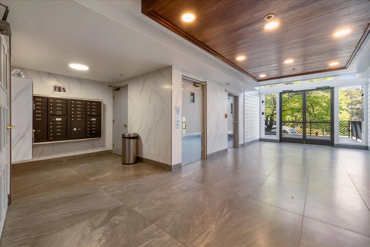 Detail Gallery Image 4 of 40 For 49 Showers Dr #A335,  Mountain View,  CA 94040 - 2 Beds | 2 Baths