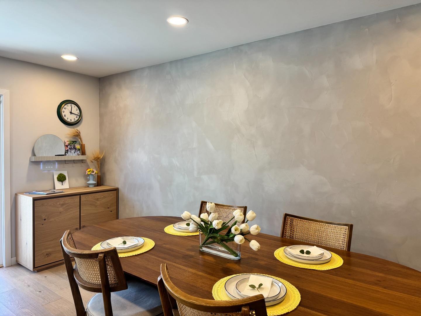 Detail Gallery Image 12 of 57 For 4655 Columbia River Ct, San Jose,  CA 95136 - 4 Beds | 2/1 Baths