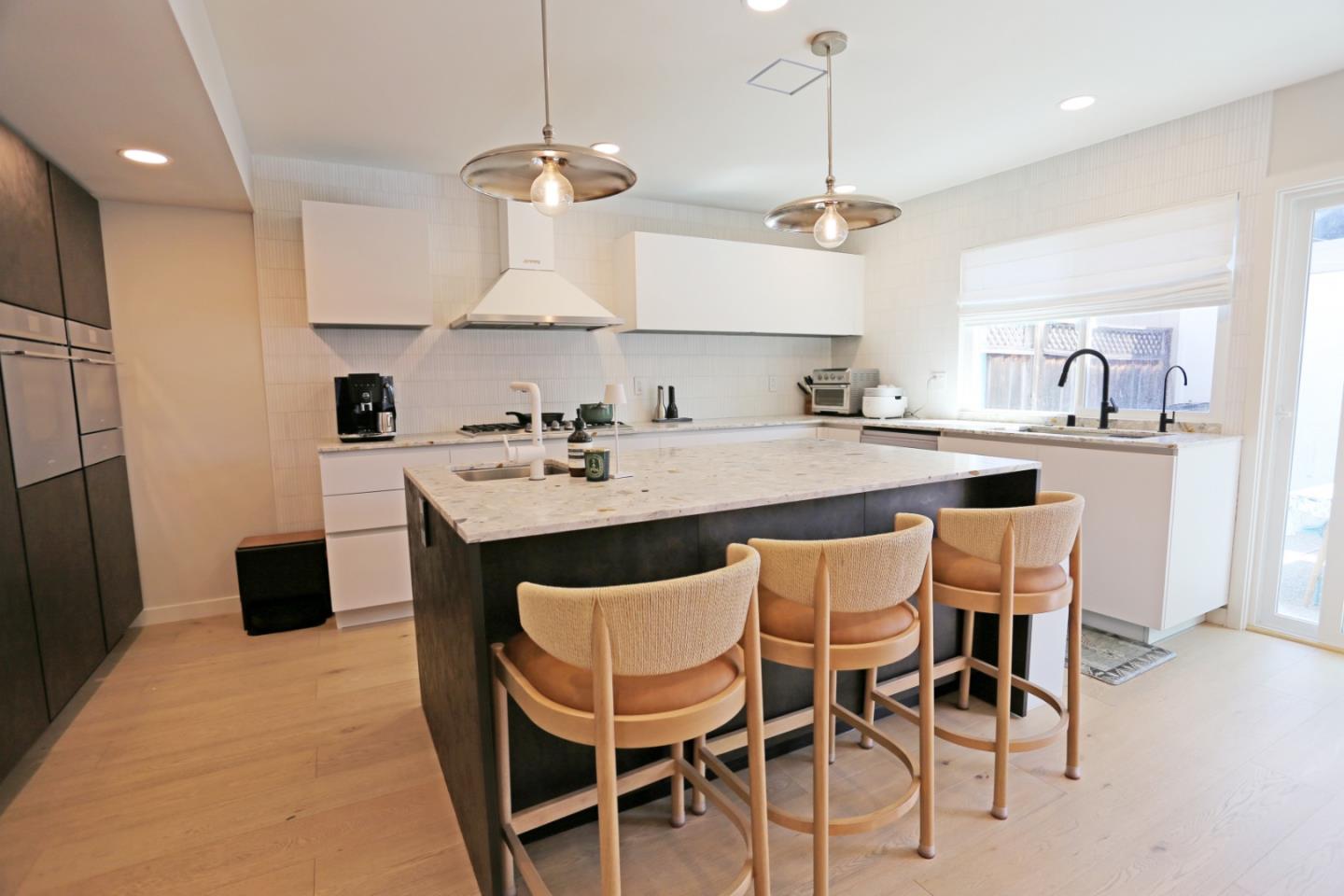 Detail Gallery Image 13 of 57 For 4655 Columbia River Ct, San Jose,  CA 95136 - 4 Beds | 2/1 Baths