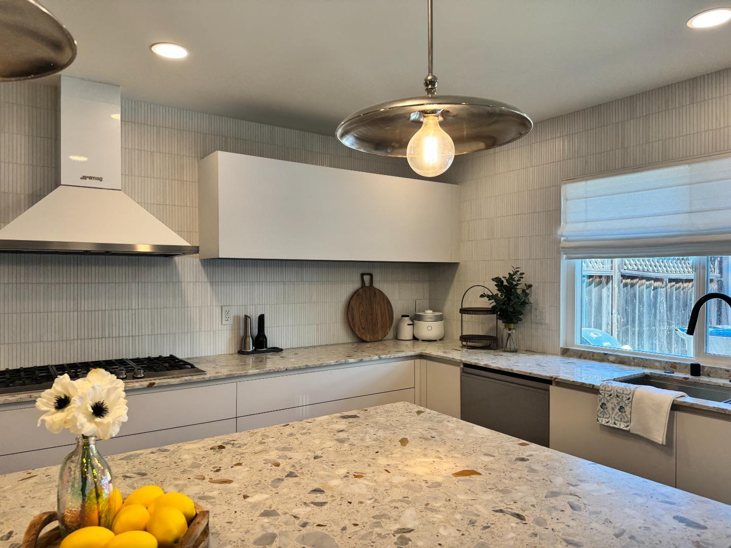 Detail Gallery Image 15 of 57 For 4655 Columbia River Ct, San Jose,  CA 95136 - 4 Beds | 2/1 Baths