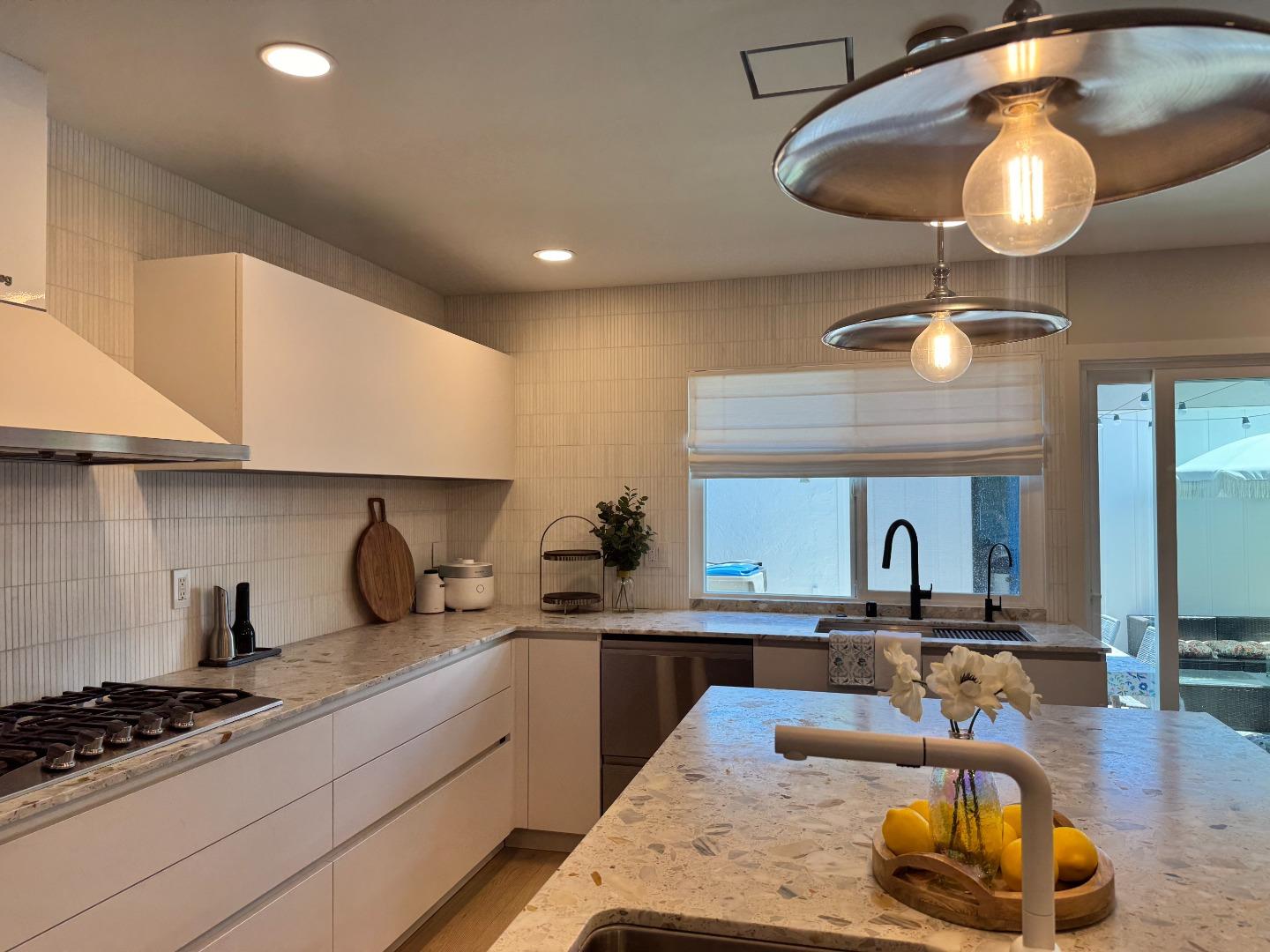Detail Gallery Image 17 of 57 For 4655 Columbia River Ct, San Jose,  CA 95136 - 4 Beds | 2/1 Baths
