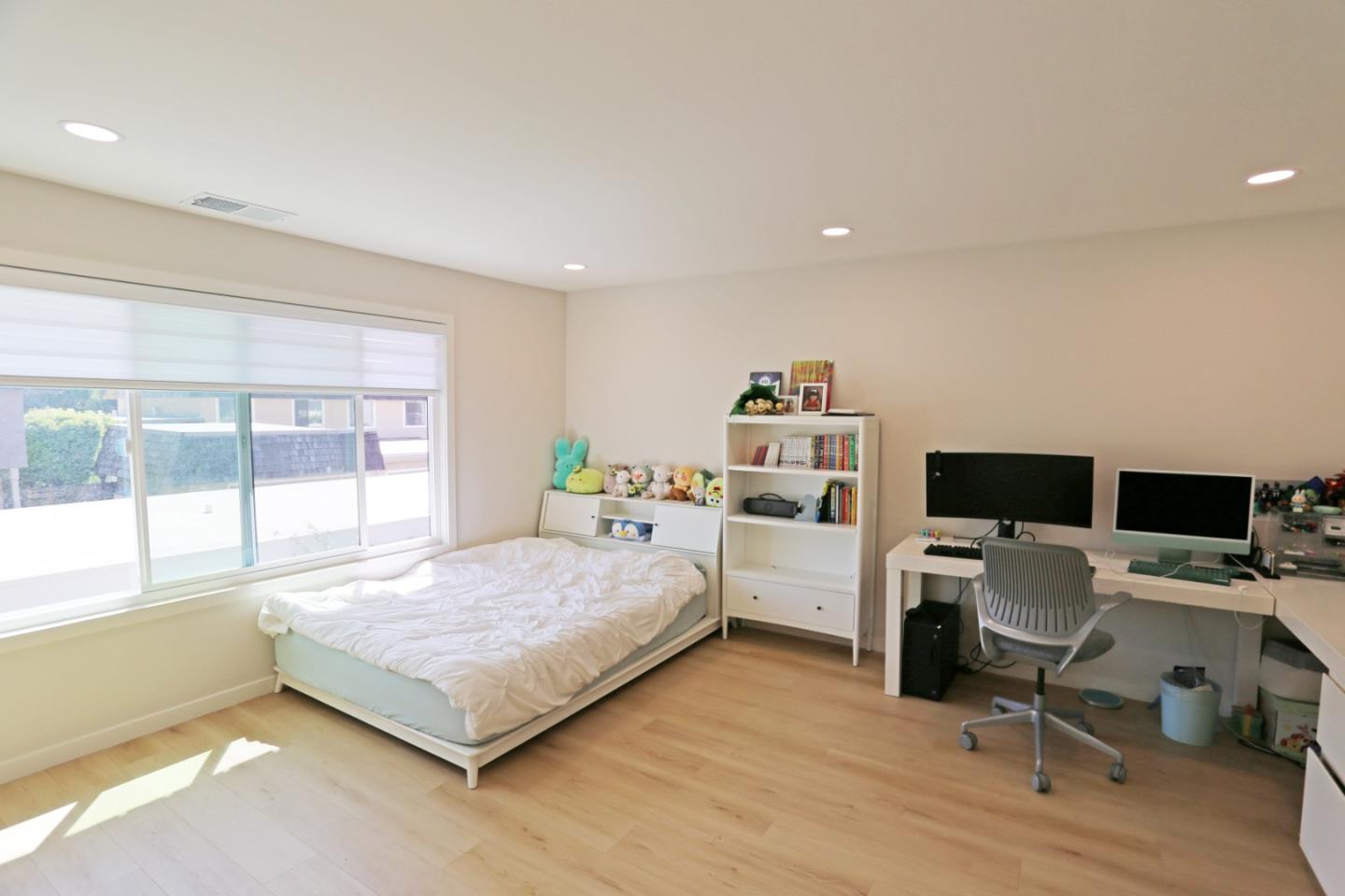 Detail Gallery Image 33 of 57 For 4655 Columbia River Ct, San Jose,  CA 95136 - 4 Beds | 2/1 Baths