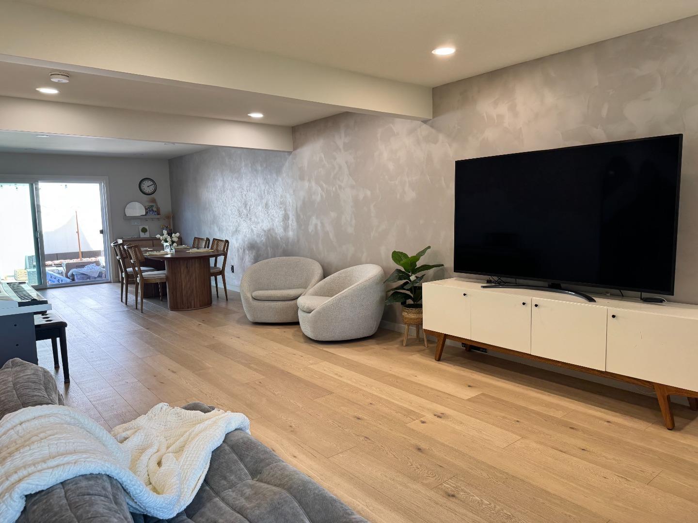 Detail Gallery Image 9 of 57 For 4655 Columbia River Ct, San Jose,  CA 95136 - 4 Beds | 2/1 Baths