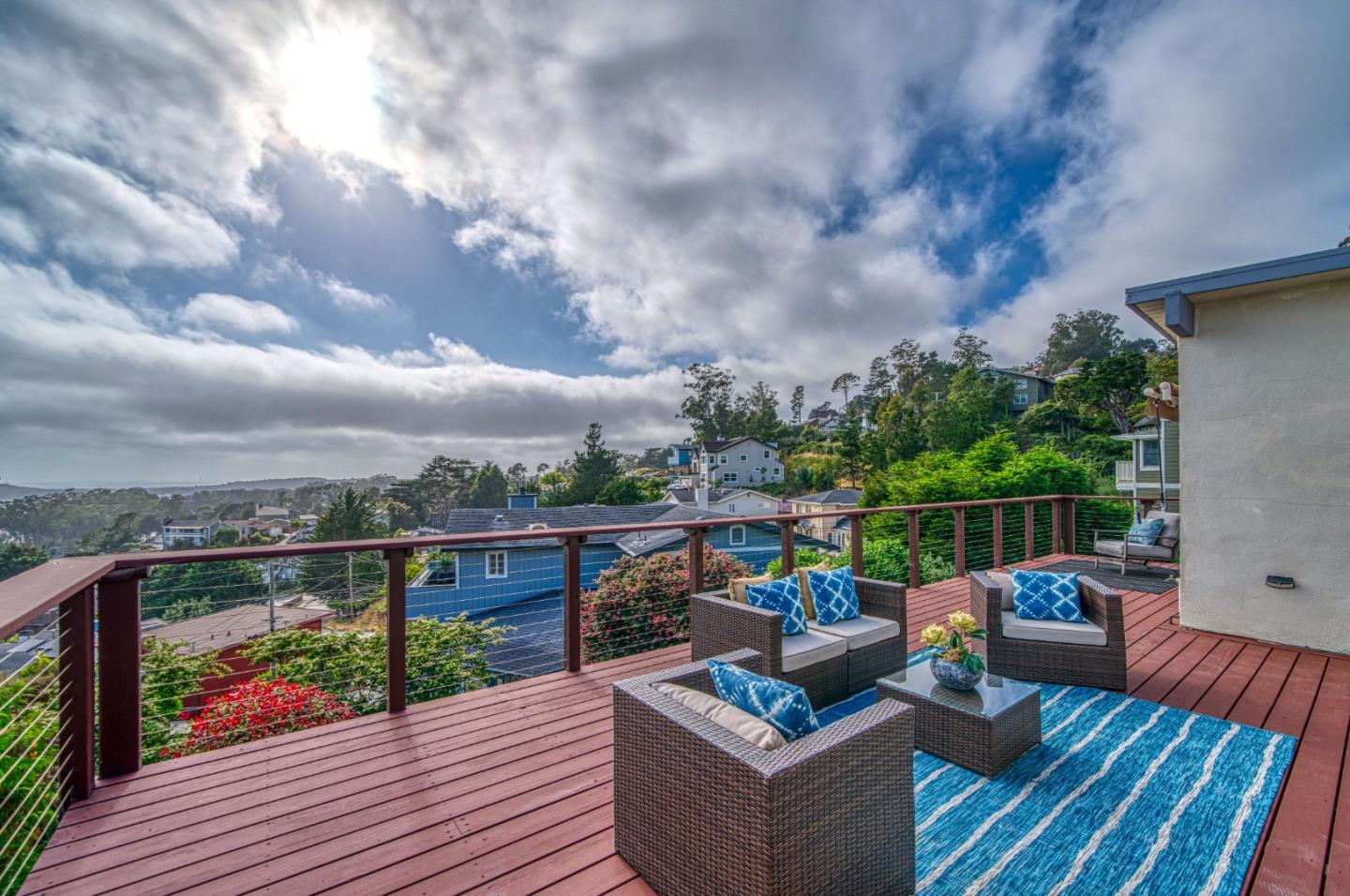 Detail Gallery Image 15 of 55 For 215 El Granada Blvd, Half Moon Bay,  CA 94019 - 3 Beds | 2 Baths