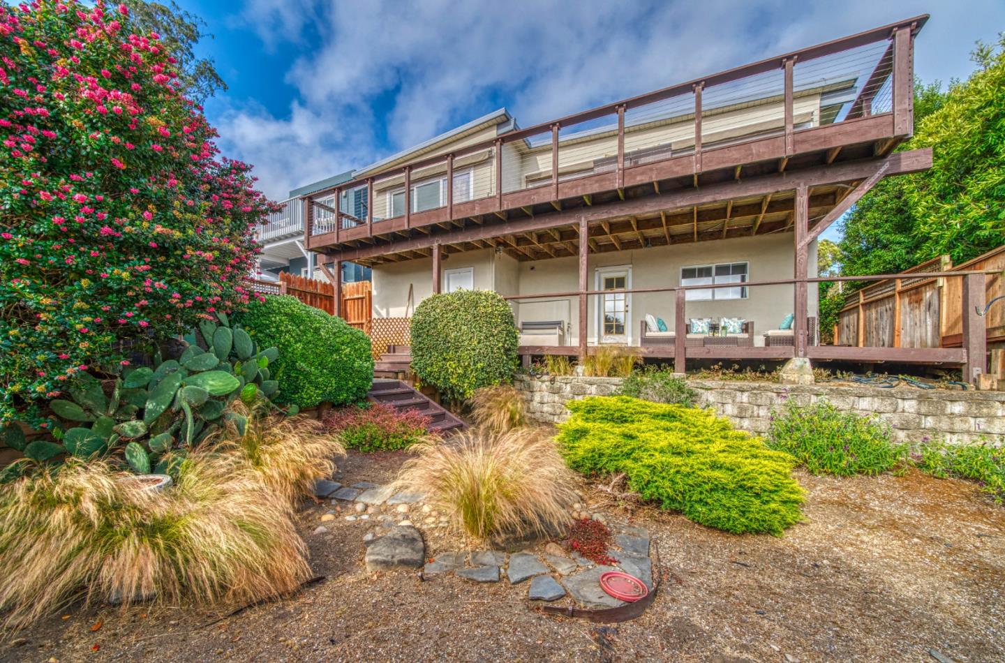 Detail Gallery Image 41 of 55 For 215 El Granada Blvd, Half Moon Bay,  CA 94019 - 3 Beds | 2 Baths