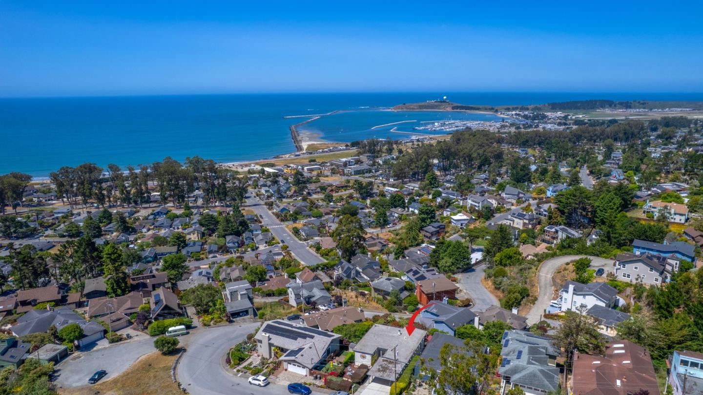 Detail Gallery Image 52 of 55 For 215 El Granada Blvd, Half Moon Bay,  CA 94019 - 3 Beds | 2 Baths