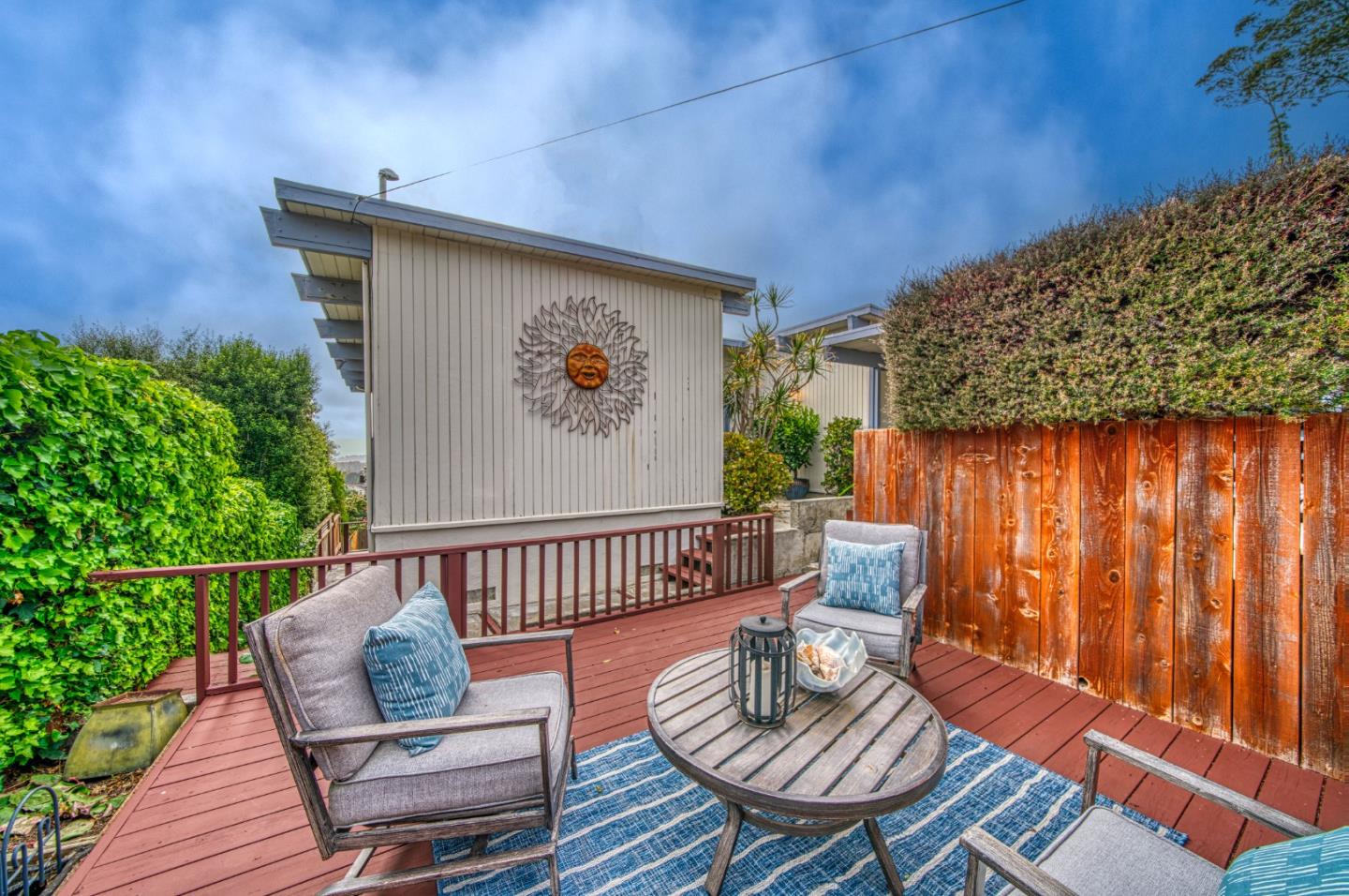 Detail Gallery Image 7 of 55 For 215 El Granada Blvd, Half Moon Bay,  CA 94019 - 3 Beds | 2 Baths