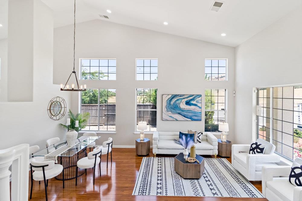 Detail Gallery Image 11 of 66 For 4551 Encanto Way, San Jose,  CA 95135 - 4 Beds | 3 Baths