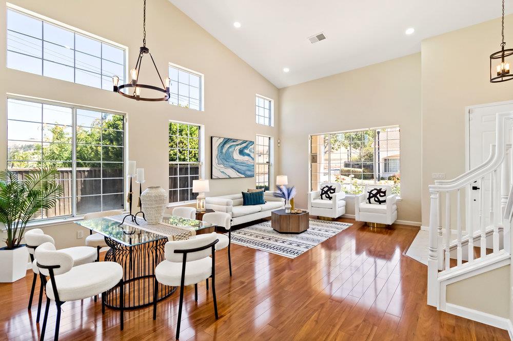 Detail Gallery Image 15 of 66 For 4551 Encanto Way, San Jose,  CA 95135 - 4 Beds | 3 Baths