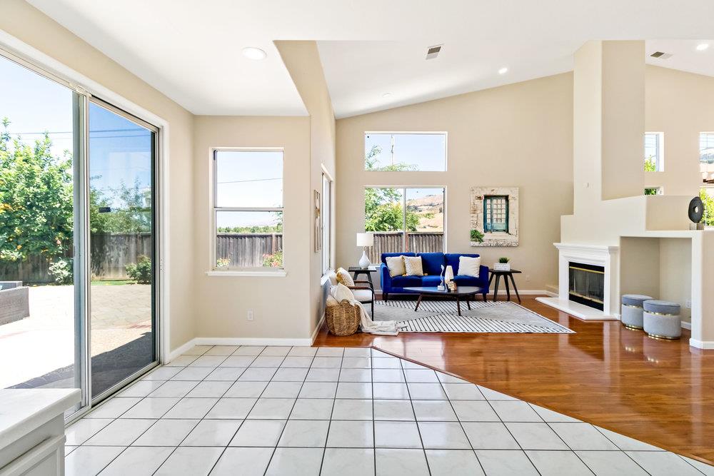 Detail Gallery Image 22 of 66 For 4551 Encanto Way, San Jose,  CA 95135 - 4 Beds | 3 Baths