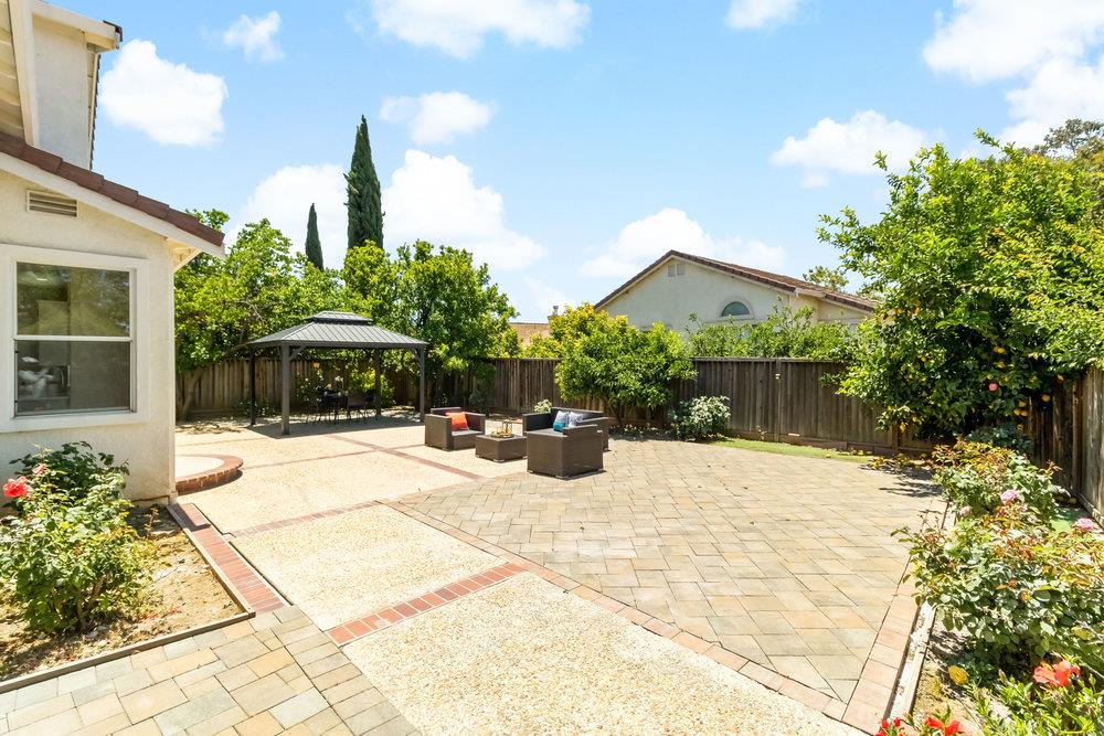 Detail Gallery Image 9 of 66 For 4551 Encanto Way, San Jose,  CA 95135 - 4 Beds | 3 Baths