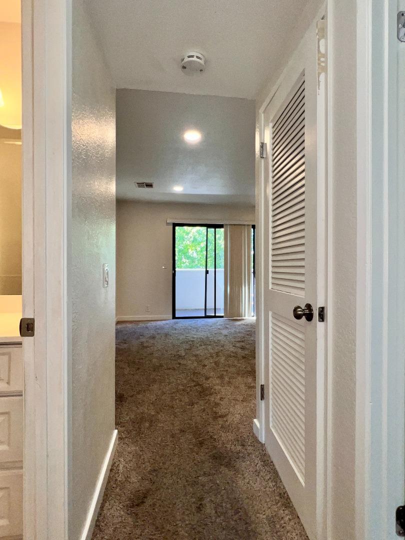 Detail Gallery Image 16 of 20 For 300 Stonegate Cir, San Jose,  CA 95110 - 2 Beds | 1 Baths