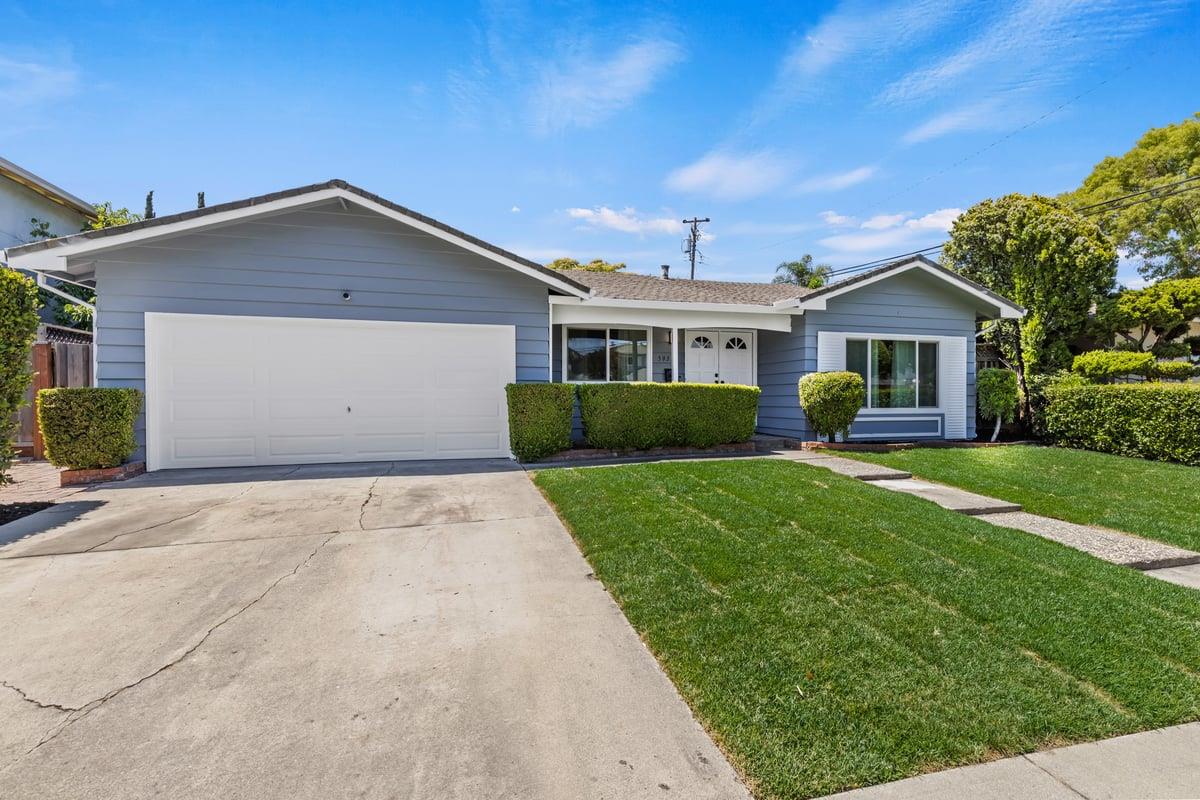 Detail Gallery Image 5 of 38 For 5933 Dunn Ave, San Jose,  CA 95123 - 4 Beds | 2 Baths