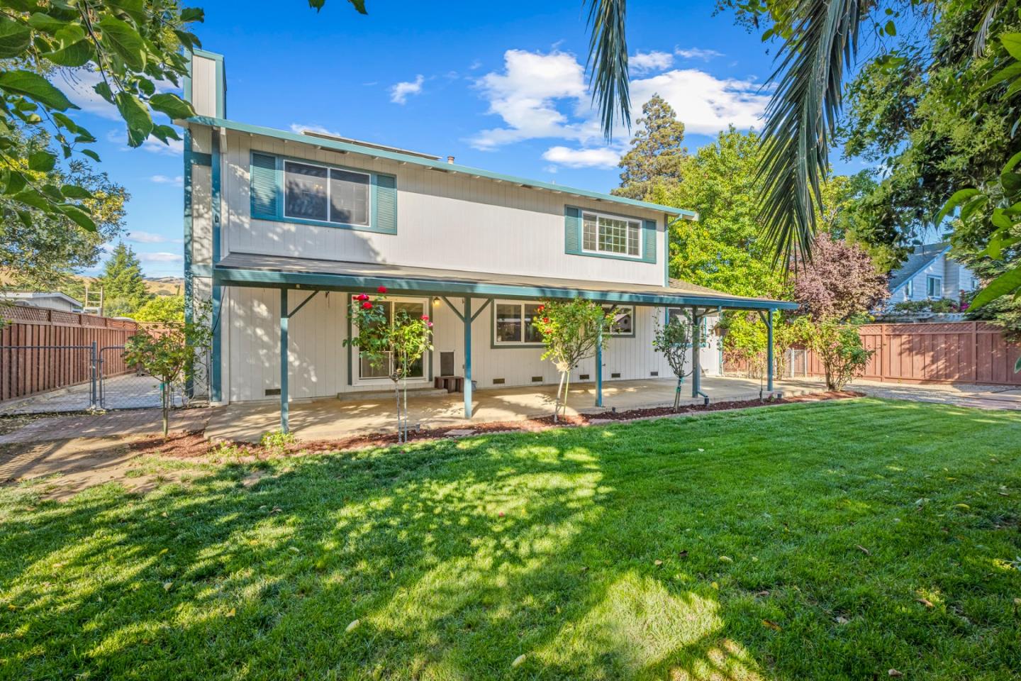 Detail Gallery Image 37 of 41 For 1760 Almond Way, Morgan Hill,  CA 95037 - 5 Beds | 3 Baths