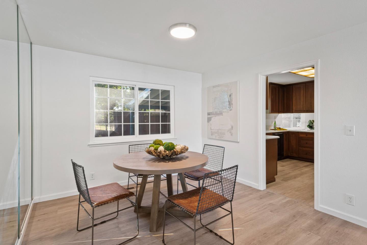 Detail Gallery Image 9 of 41 For 1760 Almond Way, Morgan Hill,  CA 95037 - 5 Beds | 3 Baths