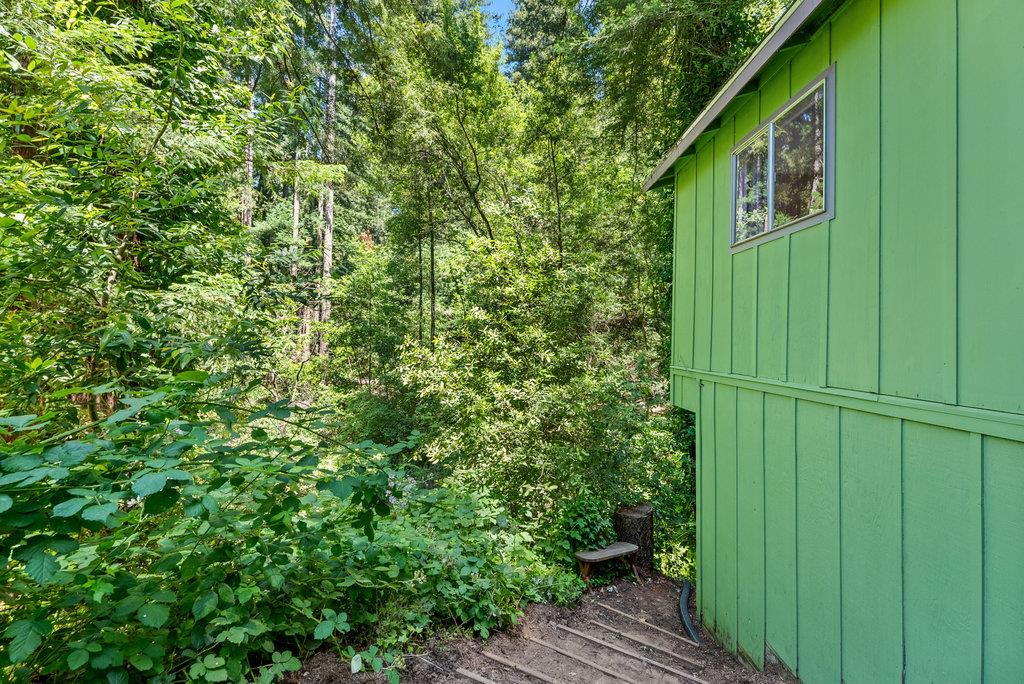 Detail Gallery Image 20 of 26 For 13550 Bear Creek Rd #18,  Boulder Creek,  CA 95006 - 2 Beds | 1 Baths