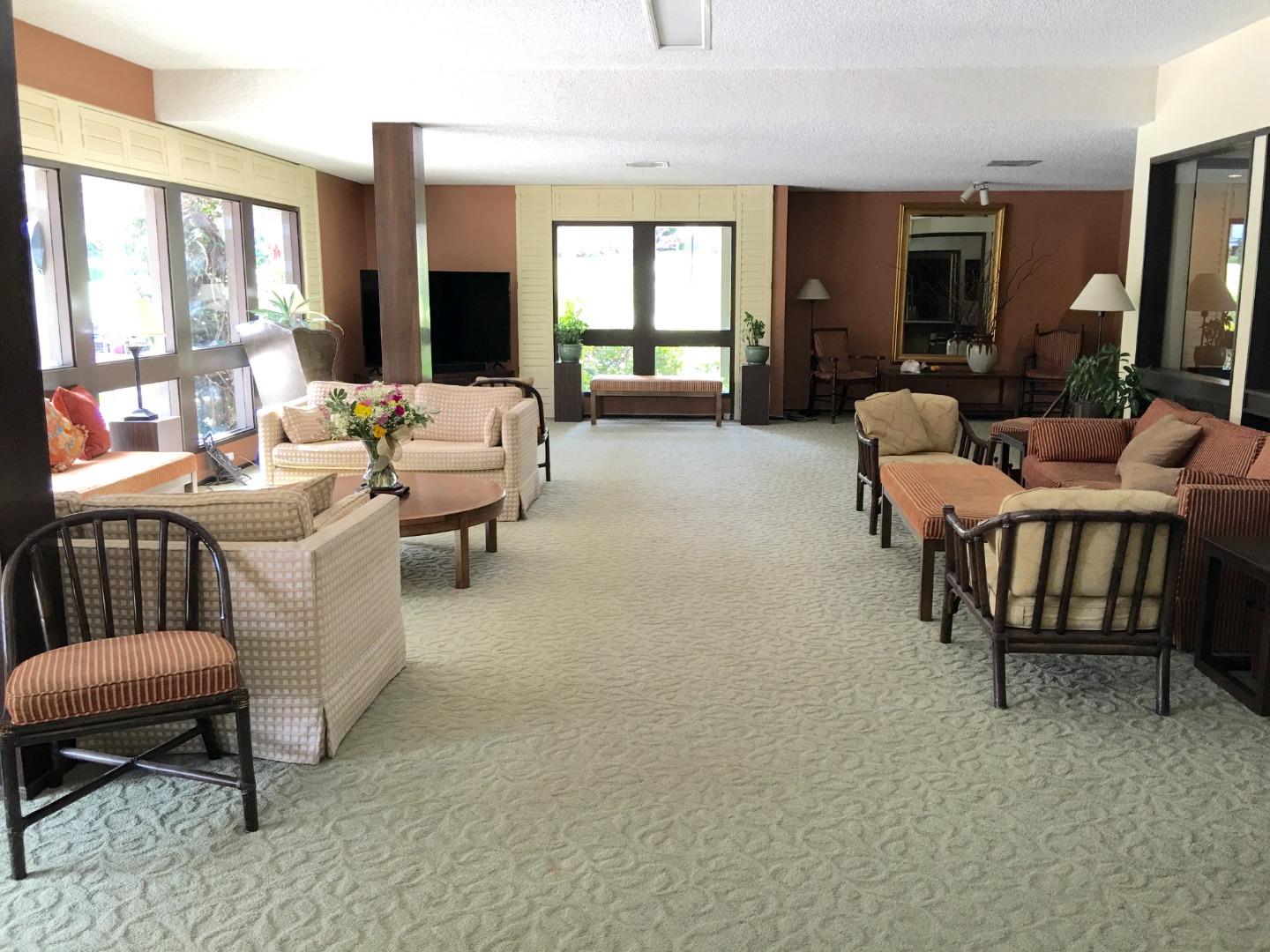 Detail Gallery Image 11 of 14 For 2140 Santa Cruz Ave #E 104,  Menlo Park,  CA 94025 - 2 Beds | 2 Baths