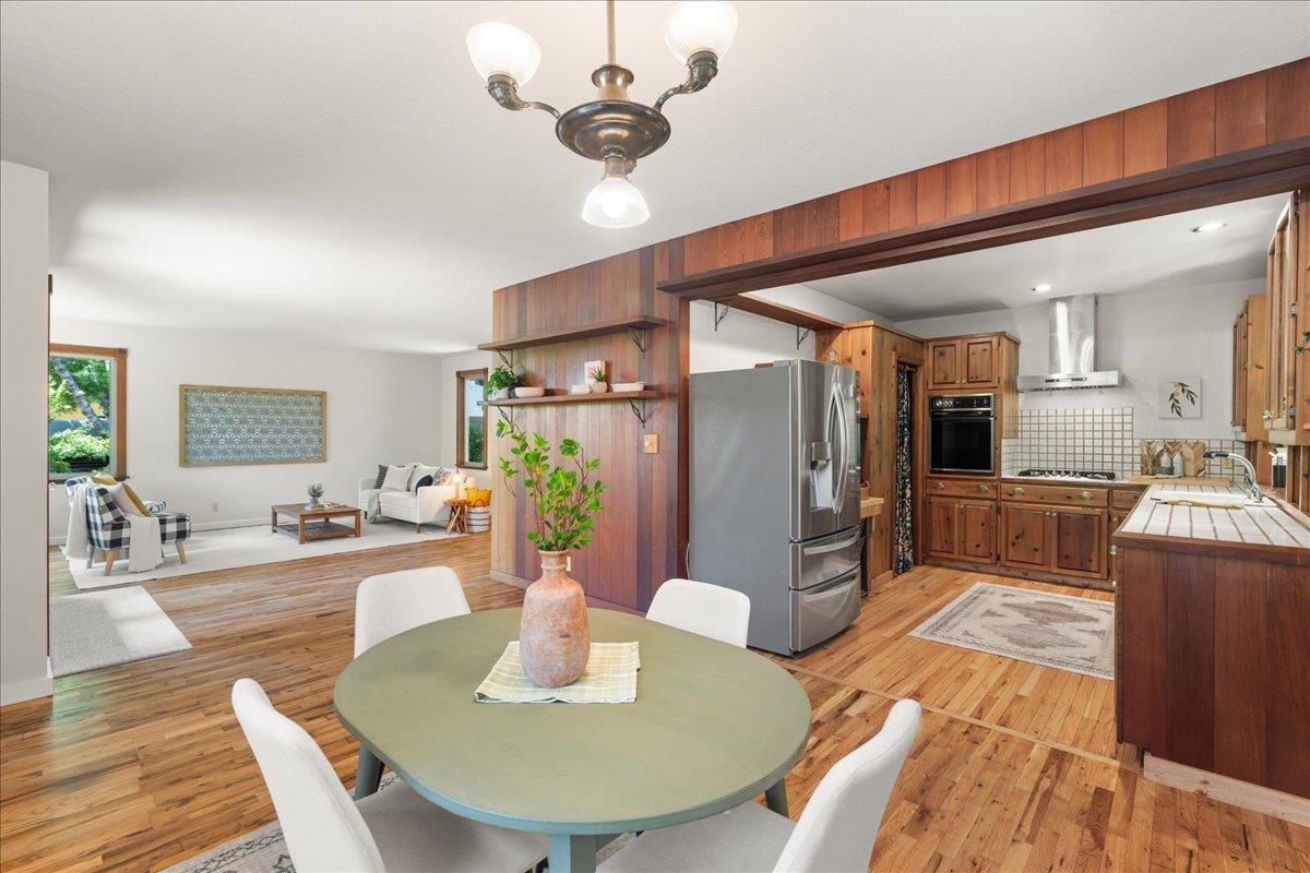 Detail Gallery Image 12 of 42 For 746 Western Dr, Santa Cruz,  CA 95060 - 4 Beds | 2 Baths