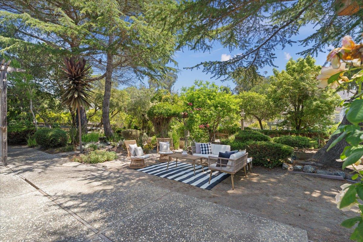 Detail Gallery Image 28 of 42 For 746 Western Dr, Santa Cruz,  CA 95060 - 4 Beds | 2 Baths
