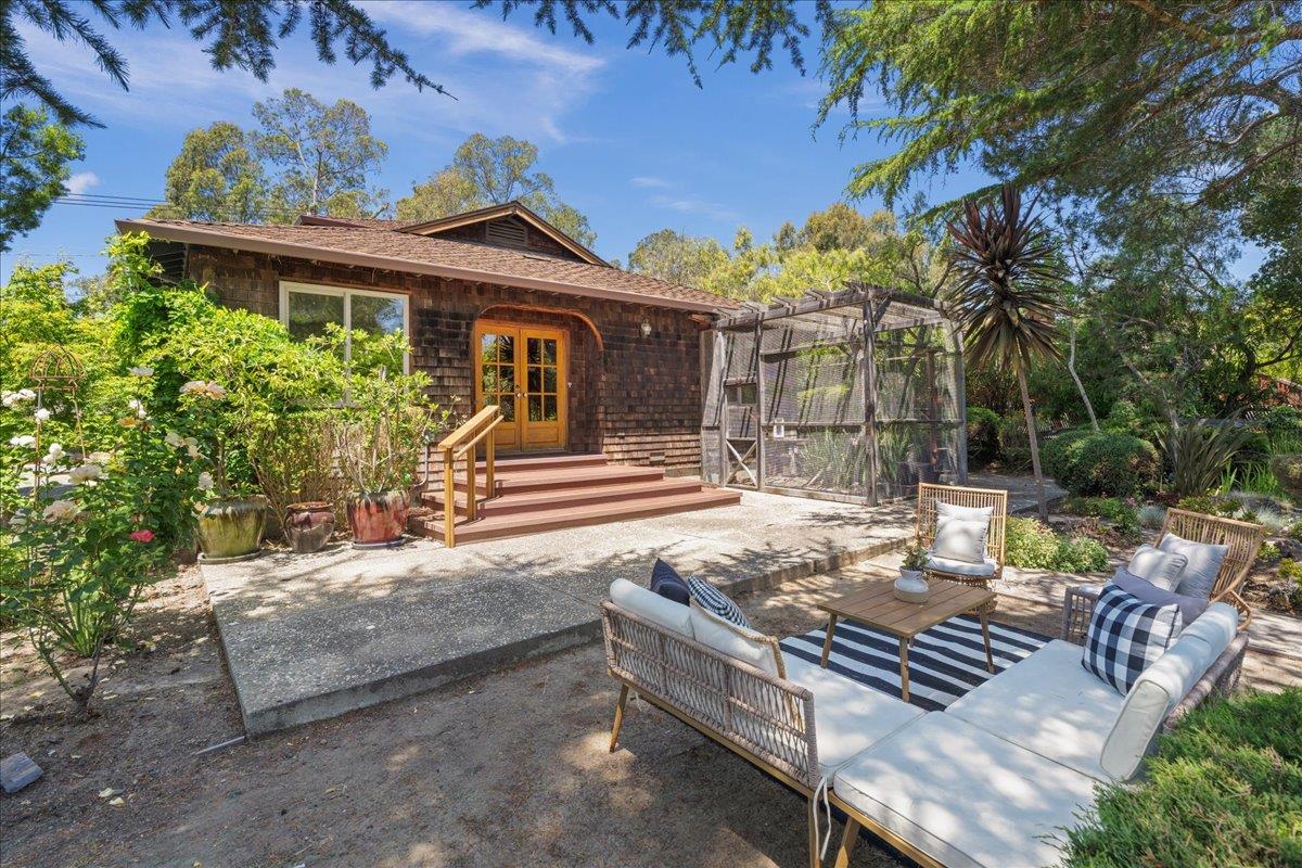 Detail Gallery Image 29 of 42 For 746 Western Dr, Santa Cruz,  CA 95060 - 4 Beds | 2 Baths