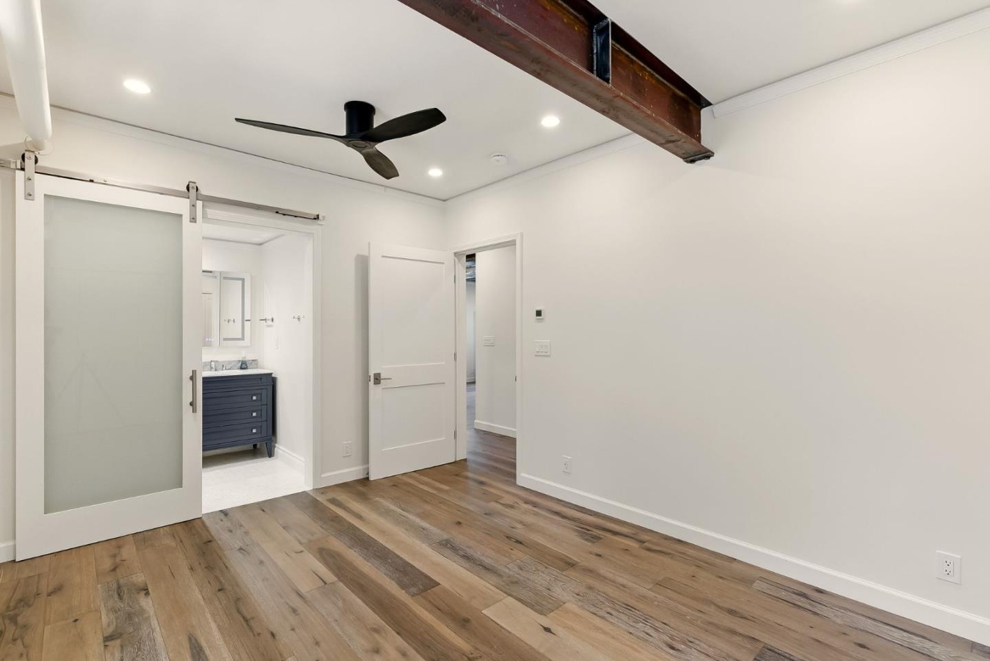 Detail Gallery Image 11 of 17 For 212 Eaton Rd #1,  San Mateo,  CA 94402 - 2 Beds | 1/1 Baths