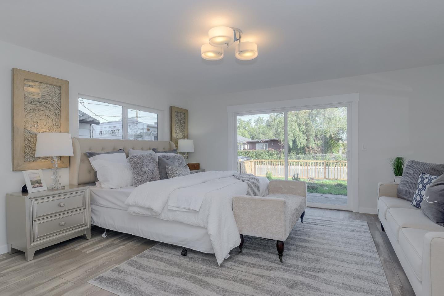Detail Gallery Image 18 of 30 For 116 Daphne Way, East Palo Alto,  CA 94303 - 9 Beds | 6 Baths