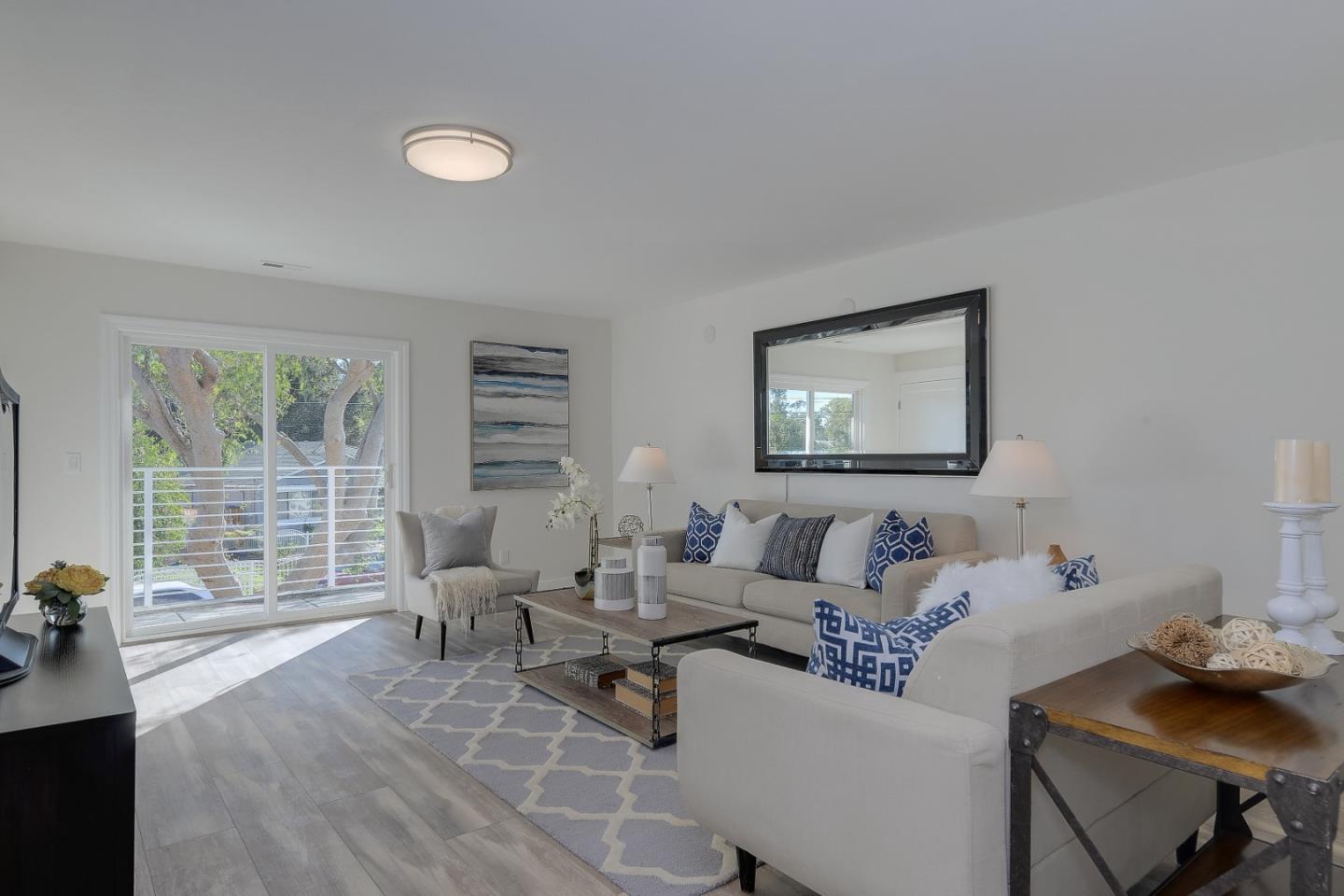 Detail Gallery Image 26 of 30 For 116 Daphne Way, East Palo Alto,  CA 94303 - 9 Beds | 6 Baths